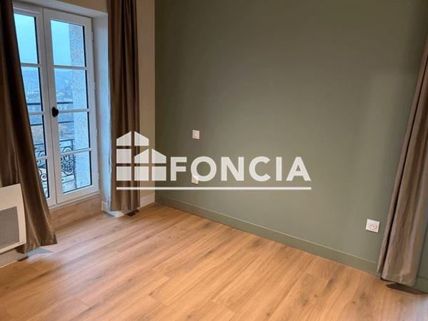 Location Appartement 2 pièces 42.9 m² - 3 RUE DU CHAT Angouleme 16000