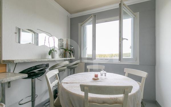 Appartement à vendre    4 pièces • 84,11 m2 Boissy-Saint-Léger