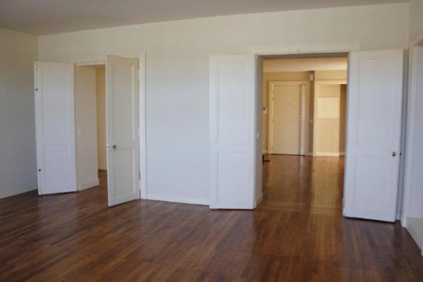 Louer appartement 5 pièces de 153 m²