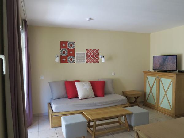 Appartement à vendre Soulac Sur Mer - 3 pièces, 46m² avec 2 chambre(s) à 118 190€ - AJP Soulac Immobilier