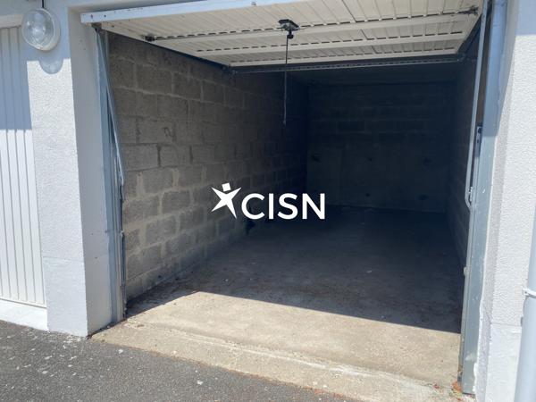 Location parking - 15m² - 44600 - Saint-Nazaire