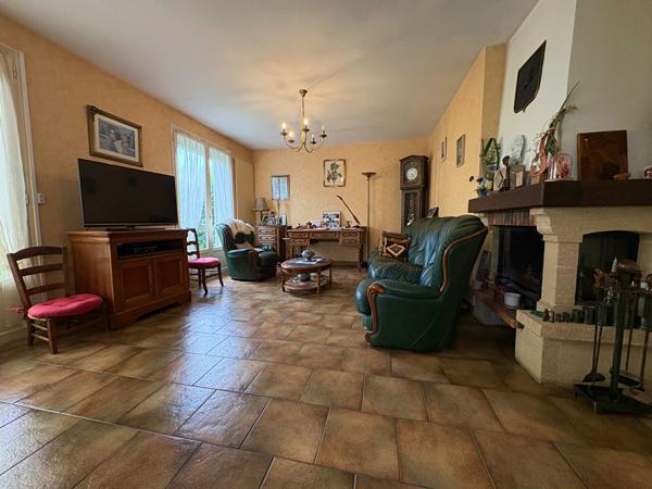 ANGERS MAISON DE PLAIN-PIED AVEC JARDIN ET GARAGE