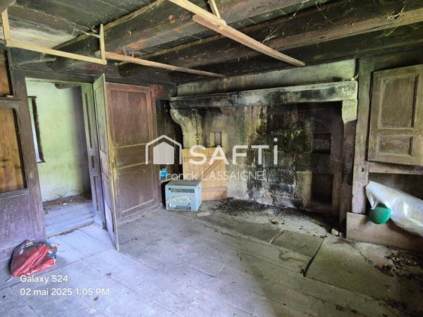 Ancien corps de ferme avec grange