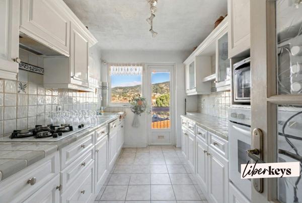 Draguignan : Spacieux 101m² avec Balcon Filant et 4 Chambres