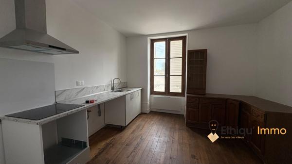 Appartement à louer, 3 pièces - Bar-sur-Aube 10200