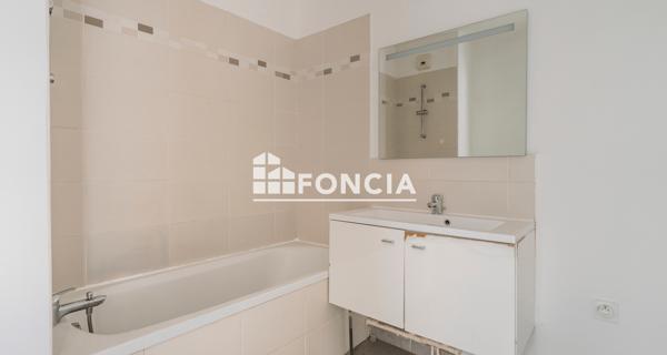 À vendre Appartement 3 pièces 65 m² - Marseille 13010