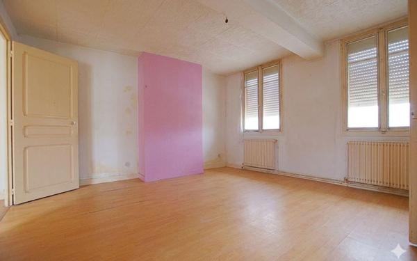 Maison à vendre    6 pièces •  Ham