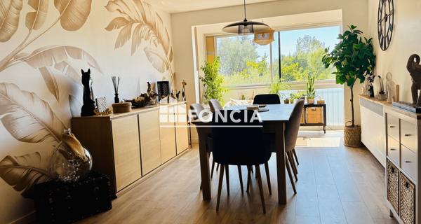 À vendre Appartement 4 pièces 67.9 m² - Hyères 83400