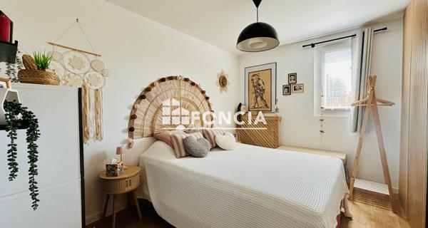 À vendre Appartement 4 pièces 67.9 m² - Hyères 83400