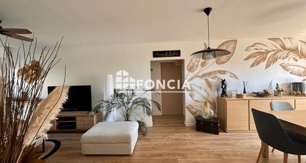 À vendre Appartement 4 pièces 67.9 m² - Hyères 83400