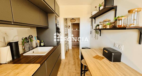 À vendre Appartement 4 pièces 67.9 m² - Hyères 83400