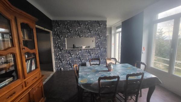 Maison Lanuejouls 9 pièce(s) 190 m2