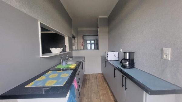 Maison Lanuejouls 9 pièce(s) 190 m2