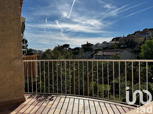 Duplex 4 pièces de 108 m² à Cassis (13260)