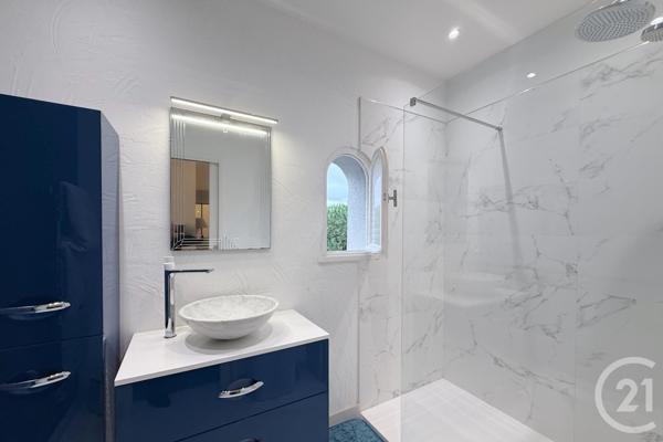 Appartement à vendre  3 pièces - 98,62 m2 CAVALAIRE SUR MER - 83