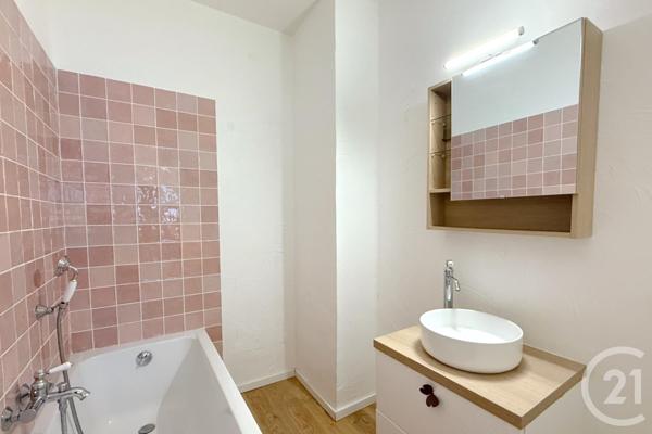 Appartement à vendre  3 pièces - 98,62 m2 CAVALAIRE SUR MER - 83