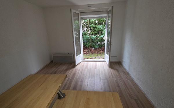 Appartement à vendre    1 pièce •  Tremblay-en-France