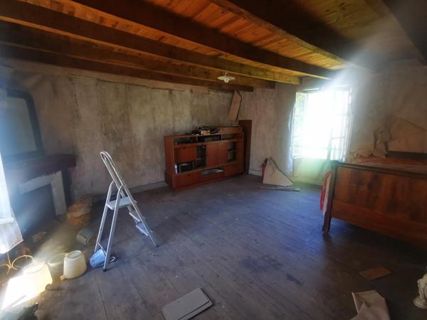 Maison à BEAULIEU-SUR-DORDOGNE, 19120 - 6 pièces 90m²