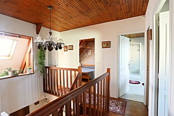 Maison Nanterre 7 pièce(s) 148 m2 €895 000 ** - Référence 15199