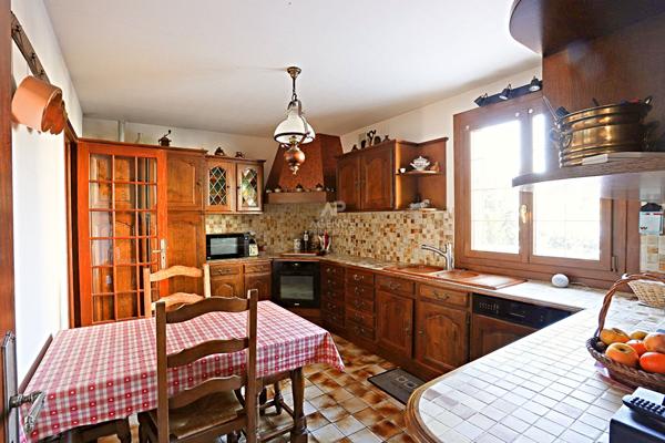 Maison Nanterre 7 pièce(s) 148 m2 €895 000 ** - Référence 15199