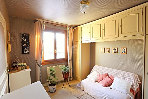 Maison Nanterre 7 pièce(s) 148 m2 €895 000 ** - Référence 15199