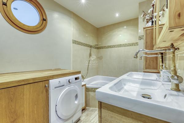 Nanterre limite Rueil joli 3 pièces de 68 m² avec balcon €330 000 ** - Référence 15174