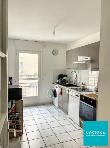 Centre de Feurs appartement 2 pièce(s) 52,2 m2 avec terrasse, place de parking privée et Cave.