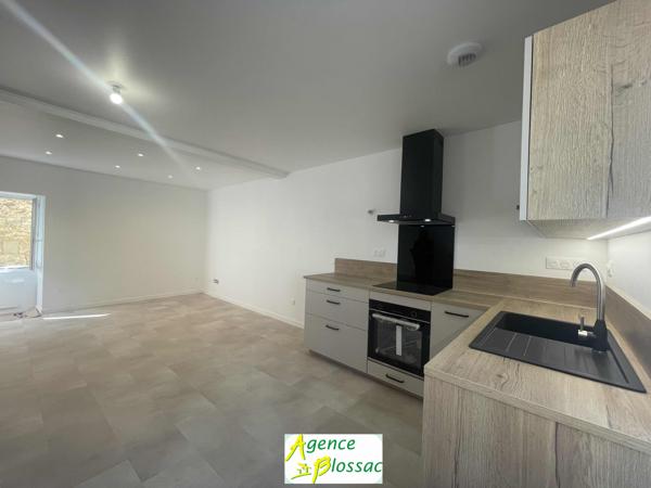 MAISON DE VILLE AVEC GARAGE