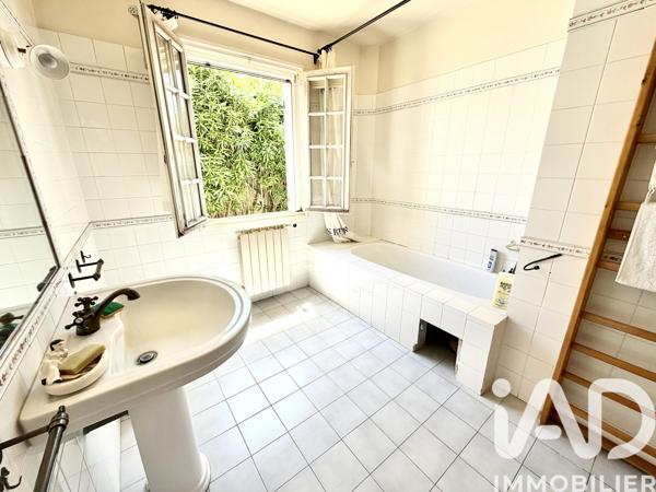 Maison à vendre 7 pièces 177 m² Bouillargues