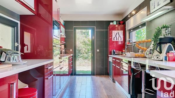 Maison à vendre 8 pièces 228 m² Épernon