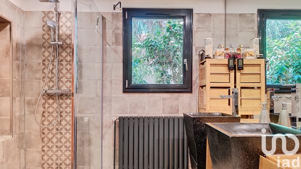 Maison à vendre 8 pièces 228 m² Épernon