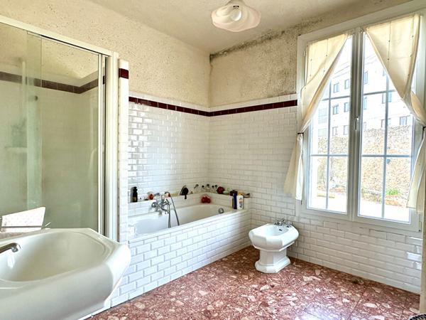 Appartement T5 avec terrasse et Parking couvert - Saint Servan Centre