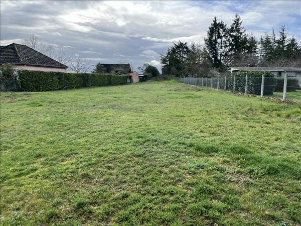 Terrain à vendre |  Huriel |  1240 m²