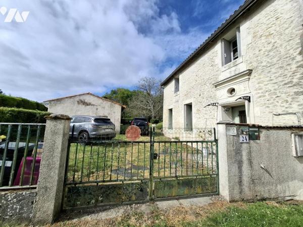 Maison en pierre de 141 m² hab - 3 chambres à ARVERT - à 10 mns de la MER