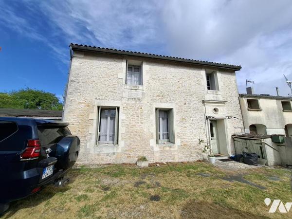 Maison en pierre de 141 m² hab - 3 chambres à ARVERT - à 10 mns de la MER