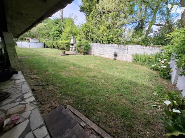 Maison en pierre de 141 m² hab - 3 chambres à ARVERT - à 10 mns de la MER