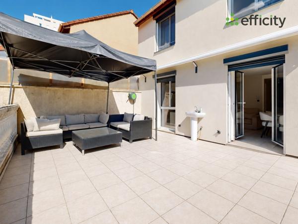 Maison
         5 pièces
        - 113 m² Exclusivité 269 000 € *