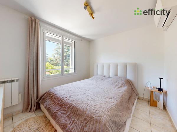 Maison
         5 pièces
        - 113 m² Exclusivité 269 000 € *