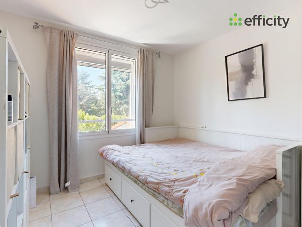 Maison
         5 pièces
        - 113 m² Exclusivité 269 000 € *