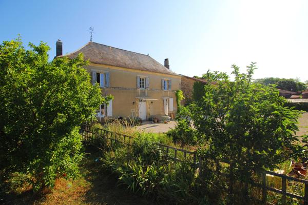 Maison à vendre à Brettes (16240) - Charente