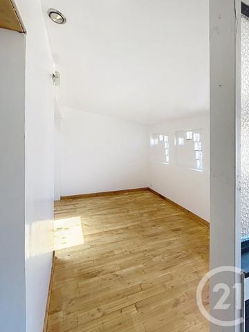 Maison à vendre  6 pièces - 153 m 2   MARCHEPRIME  - 33
