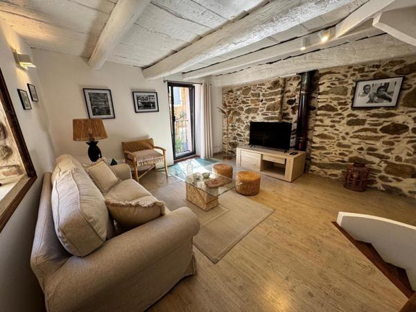 A vendre dans le Golfe de SAINT TROPEZ / COGOLIN.