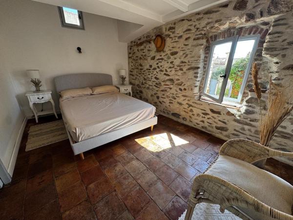 A vendre dans le Golfe de SAINT TROPEZ / COGOLIN.