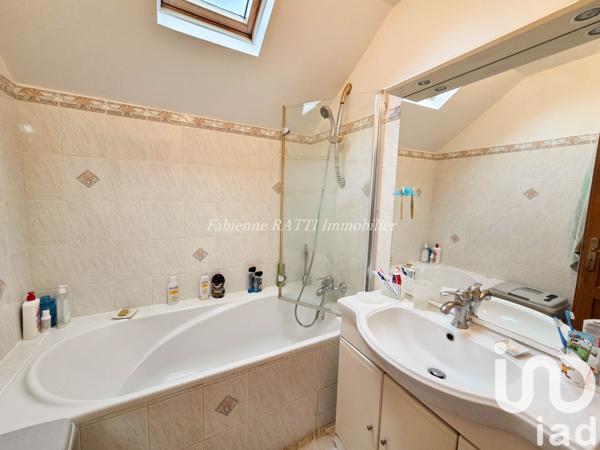 Maison à vendre 5 pièces 102 m² Carrières-sur-Seine