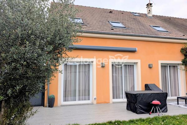 Maison à vendre 6 pièces de 125 m² à La Verrière
