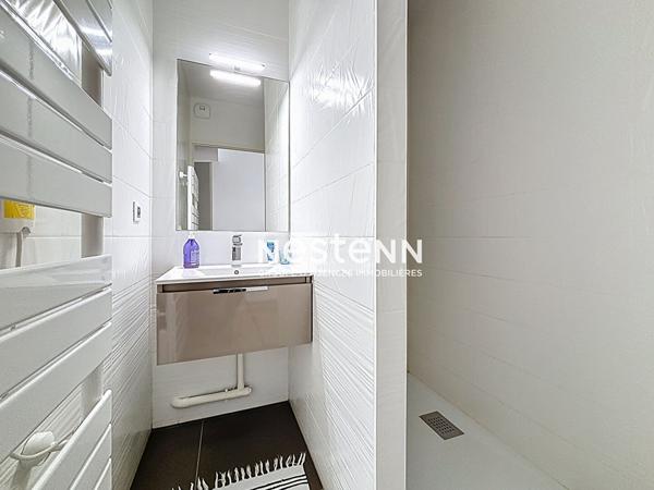 ISSY LES MOULINEAUX - Appartement traversant 4 pièces de 85,51m² avec terrasses dans un immeuble récent