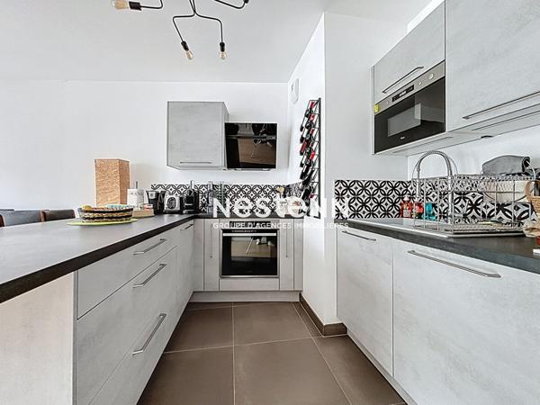 ISSY LES MOULINEAUX - Appartement traversant 4 pièces de 85,51m² avec terrasses dans un immeuble récent