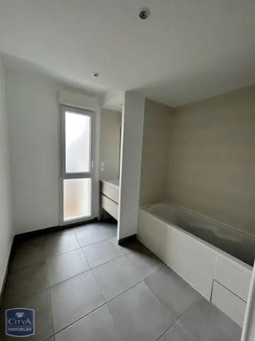 Appartement à louer 3 pièces 66.76m² Villefranche-sur-Saône (69400)