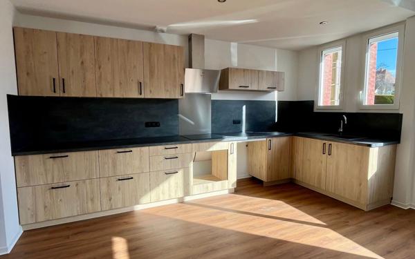 Maison à louer    4 pièces •  Octeville-sur-Mer