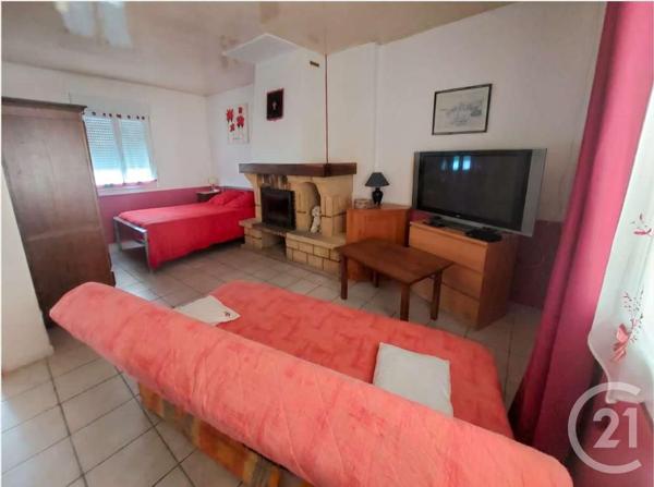 Maison à vendre  6 pièces - 142,25 m 2   VENDAYS MONTALIVET  - 33
